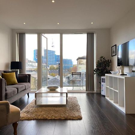 Blissful One Bed Near The River Saint Saint Kew 외부 사진
