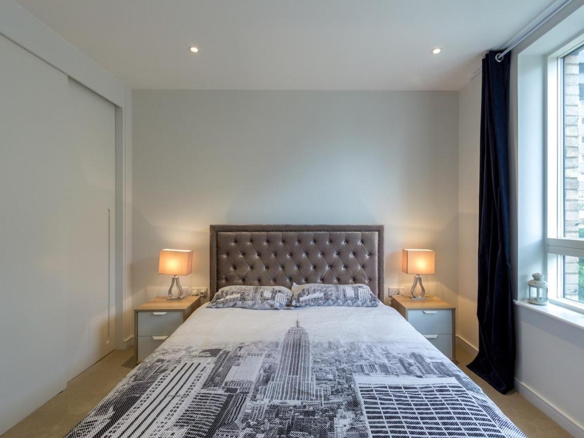 Blissful One Bed Near The River Saint Saint Kew 외부 사진