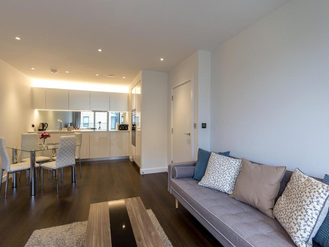 Blissful One Bed Near The River Saint Saint Kew 외부 사진